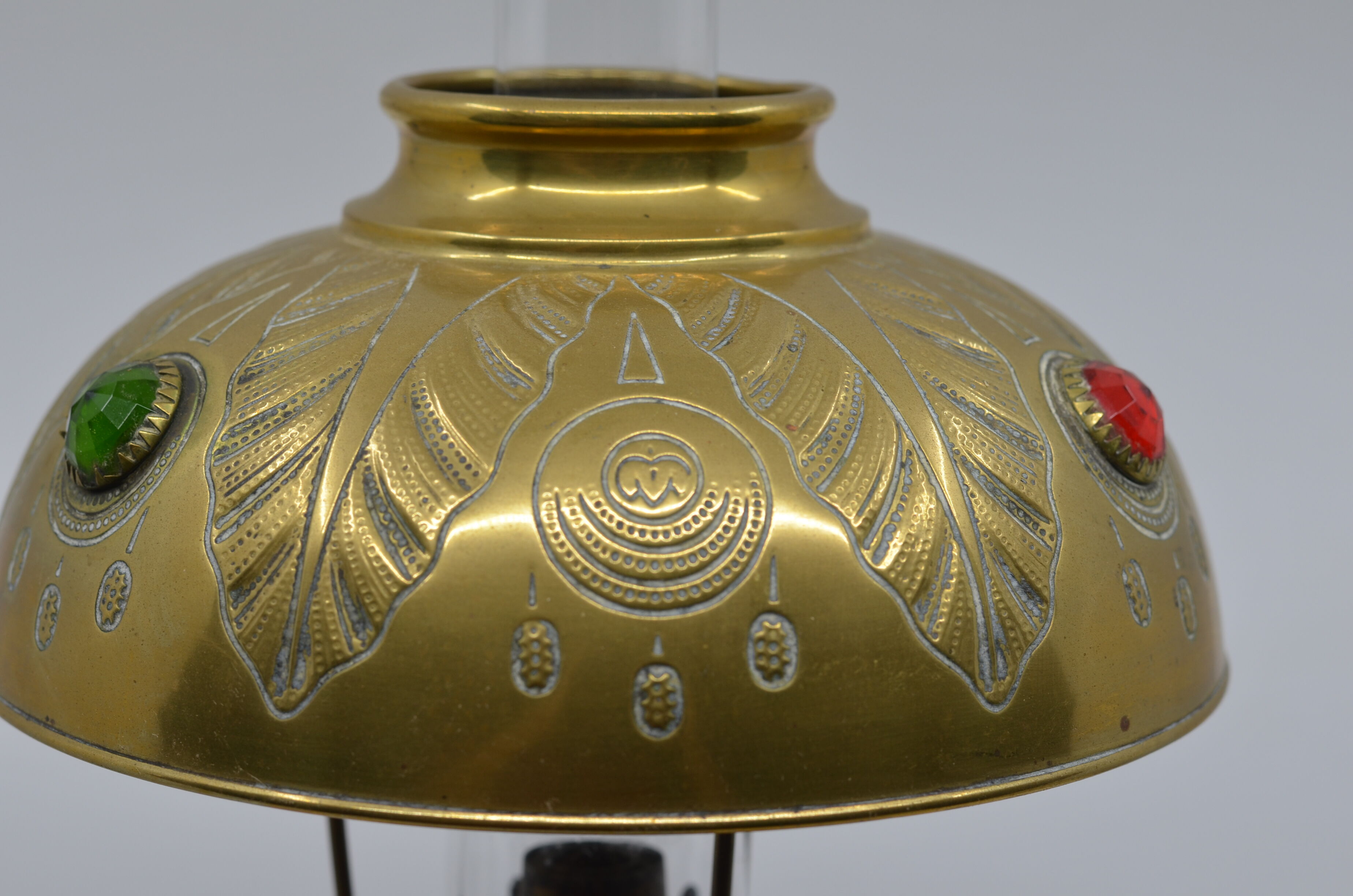 Parisian kerosene lamp