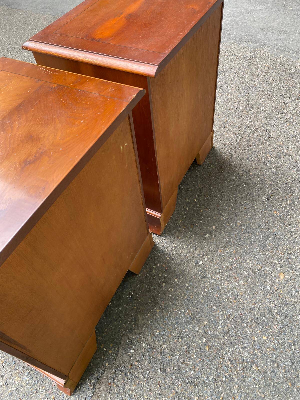 Pair of English yew wood bedside tables – Bradley Made in England 19