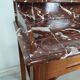 Coiffeuse marbre bordeaux