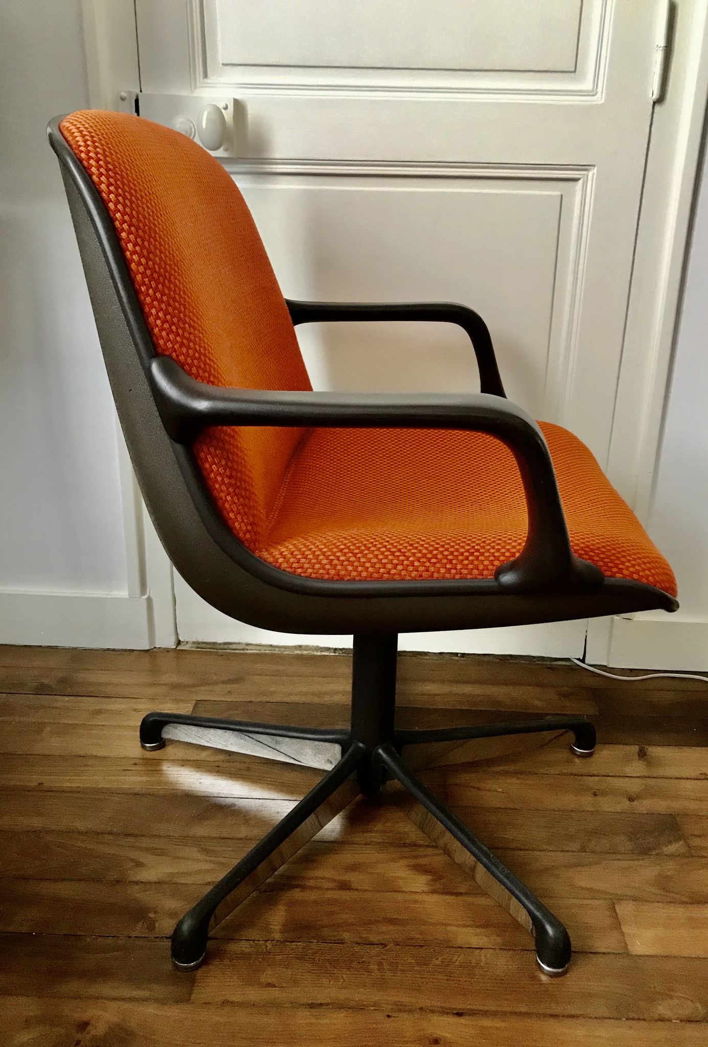 Fauteuils de bureau vintage orange pour Comforto 1980