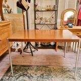Table à manger design bois et inox