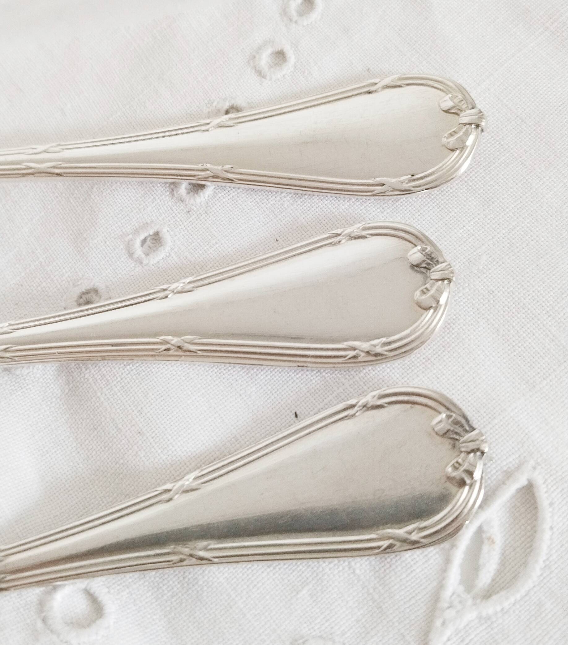 Christofle oyster or dessert forks, ribbon pattern, silver