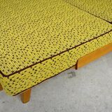 Banquette Daybed jaune vif par Drevotvar, ex Tchécoslovaquie 1960