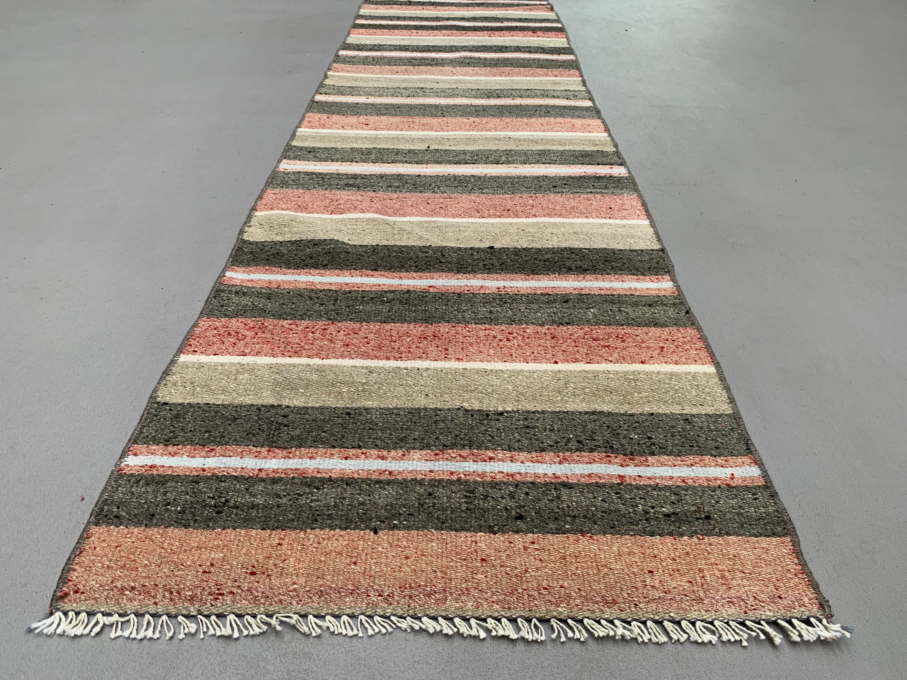 Old Turkish narrow Kilim Runner 218x47 cm shabby chic, vintage kelim