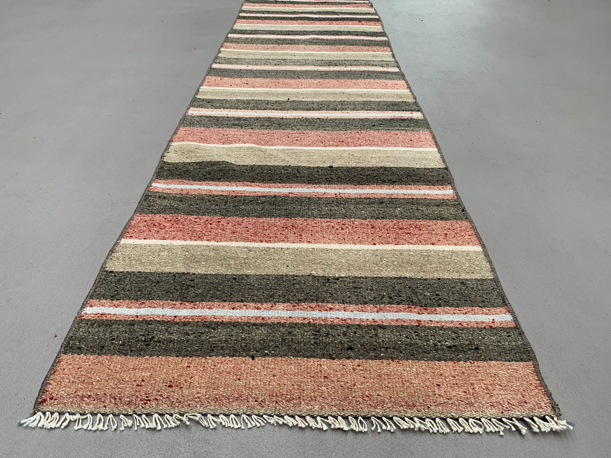 Old Turkish narrow Kilim Runner 218x47 cm shabby chic, vintage kelim