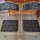 Suite de 2 chaises pliantes en velours et métal doré