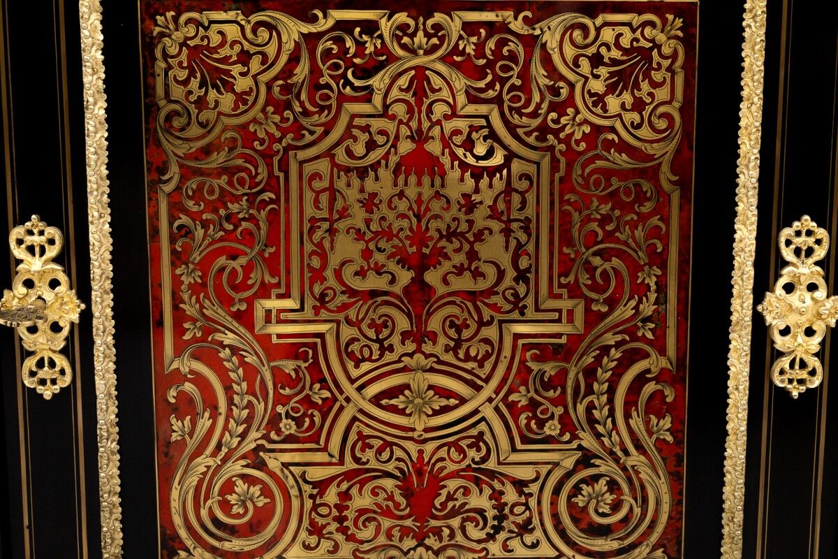 Antique Boulle chest of drawers from the mid-19th century, France.