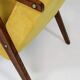 Fauteuil scandinave velours côtelé jaune citron chêne 1960