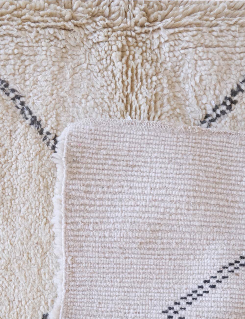 Beni Ouarain rug - 283 x 207 cm