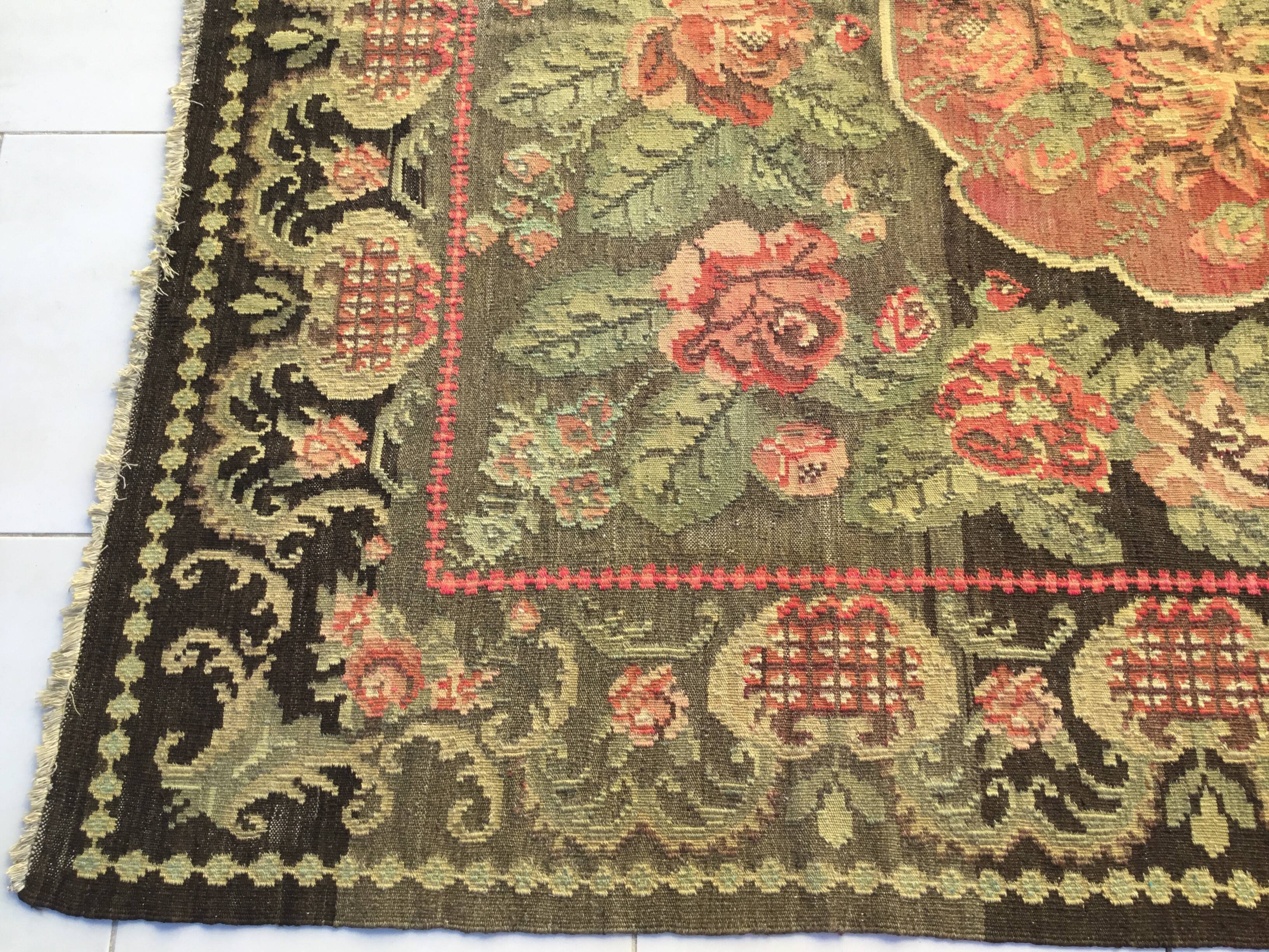 Moldovan kilim carpet