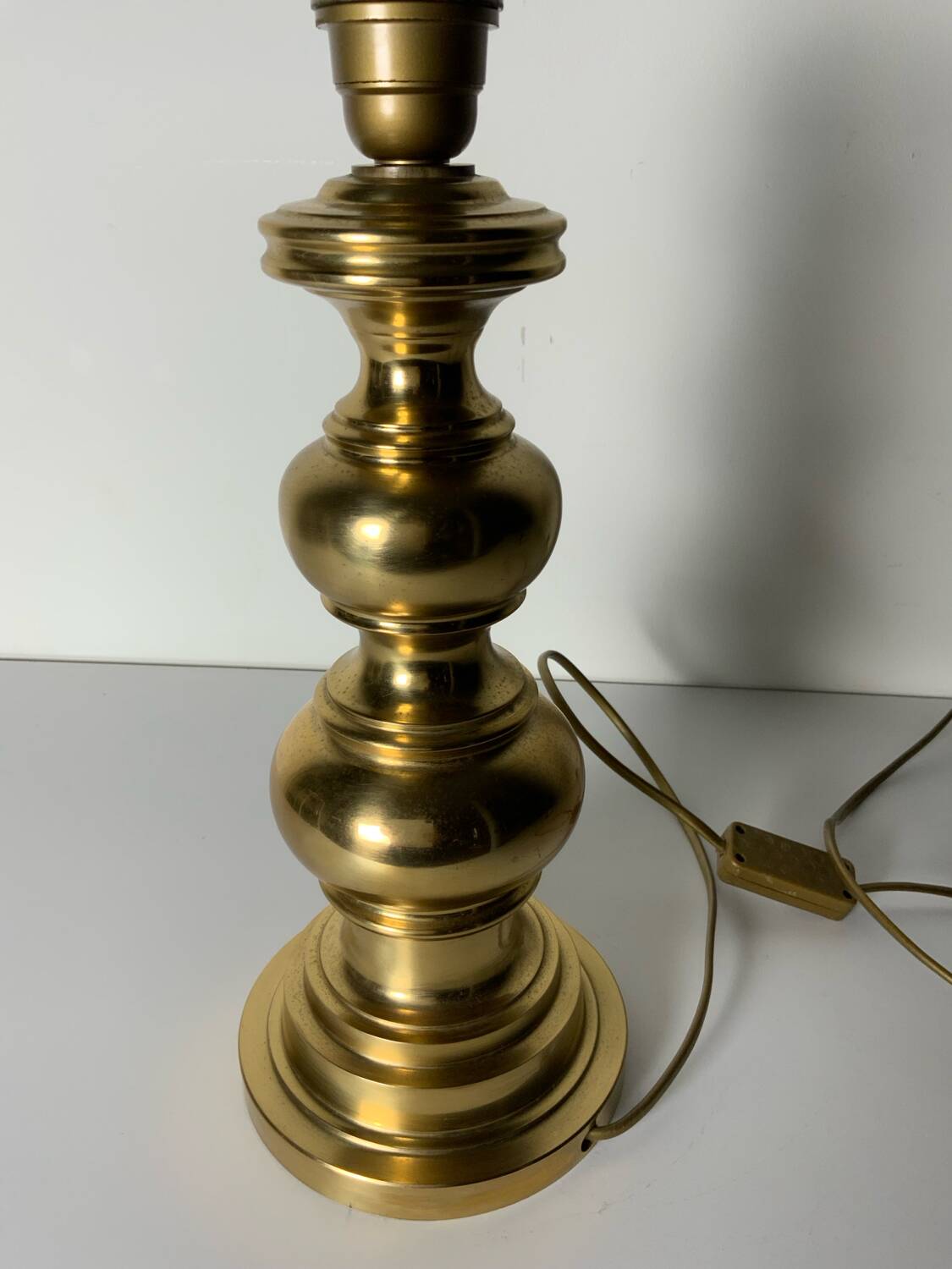 Brass lamp base