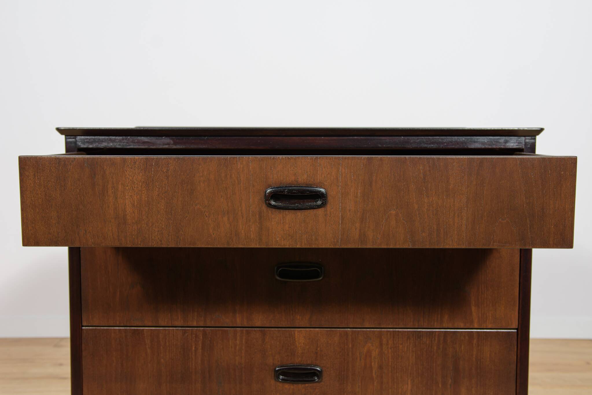 Commode en teck du milieu du siècle, Danemark, années 1960