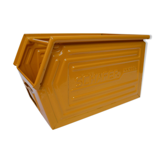 "Yellow" metal box