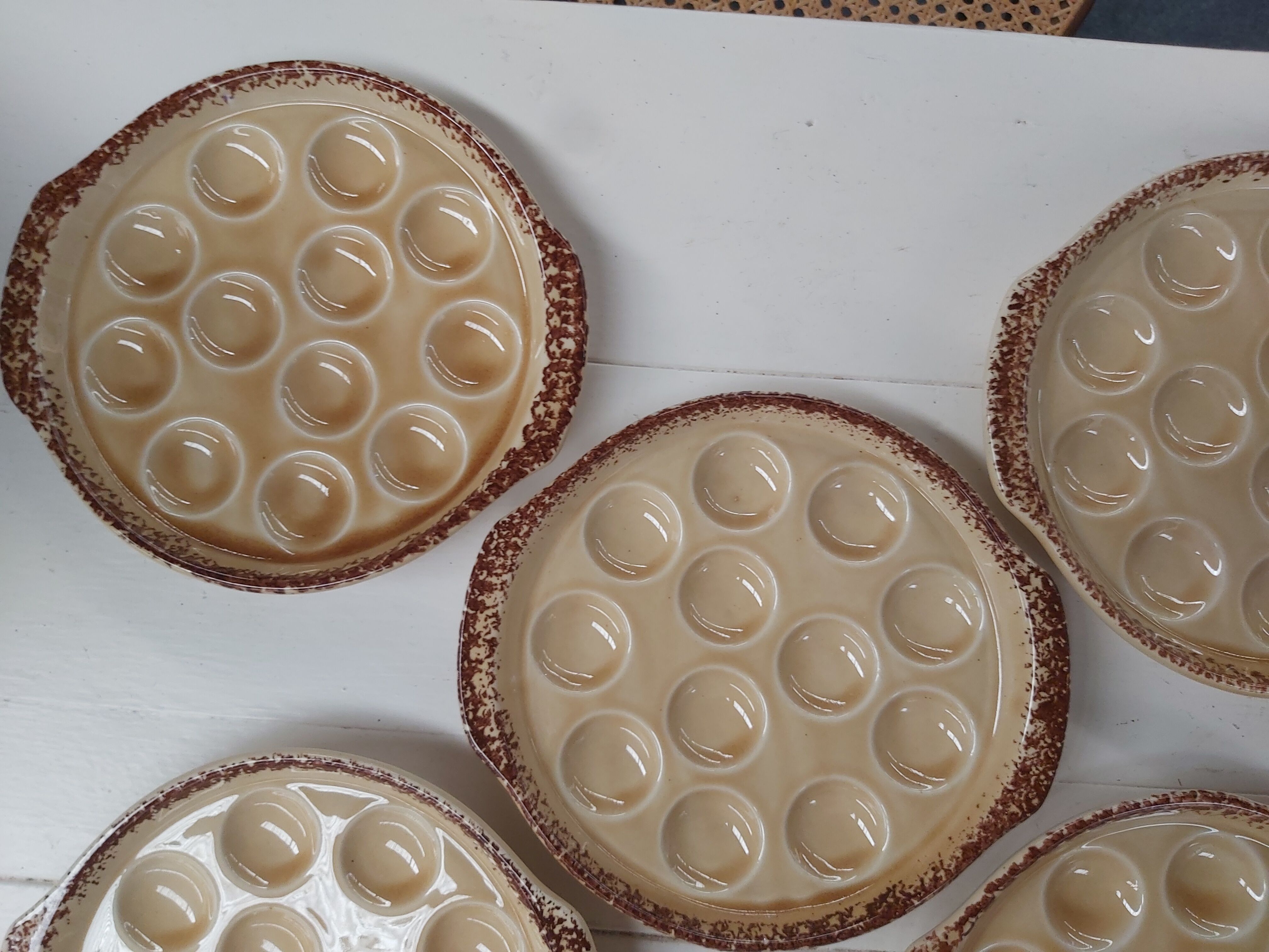 5 snail plates in Gien porcelain