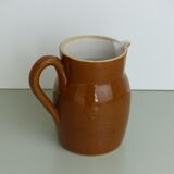 Pitcher or milk pot in speckled enamelled sandstone