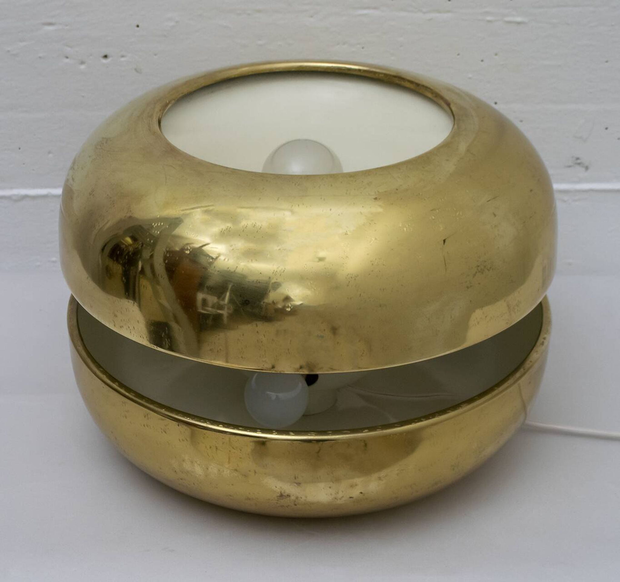 Luciano Frigerio Italian Table Lamp Vibrated Brass "Ballata Alta", 1974