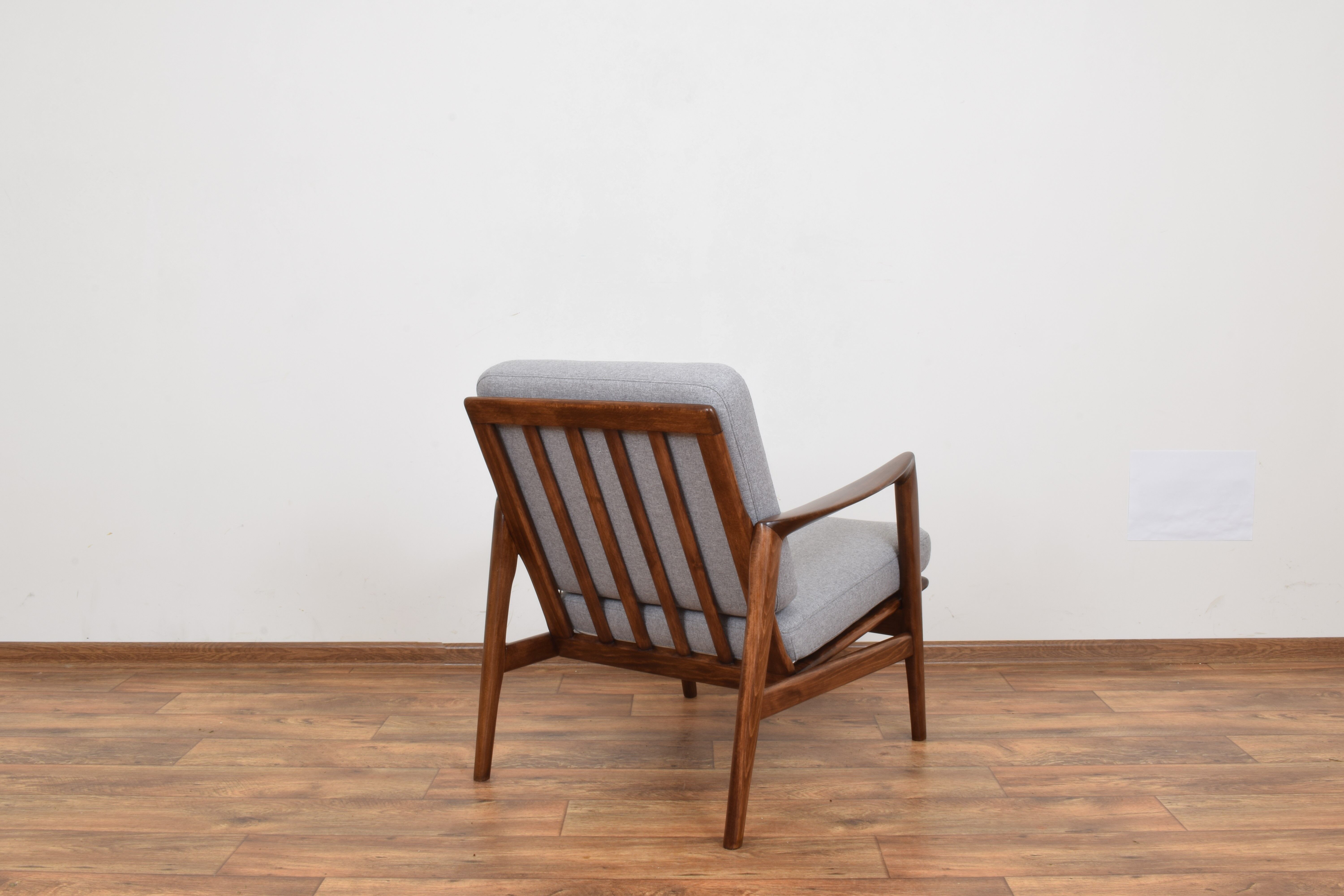 Mid-Century Polish Lounge Chair „Stefan”, 1960s