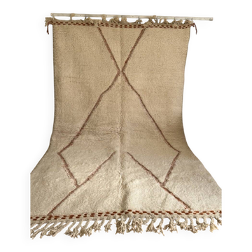 Wool rug 250cm x 150cm