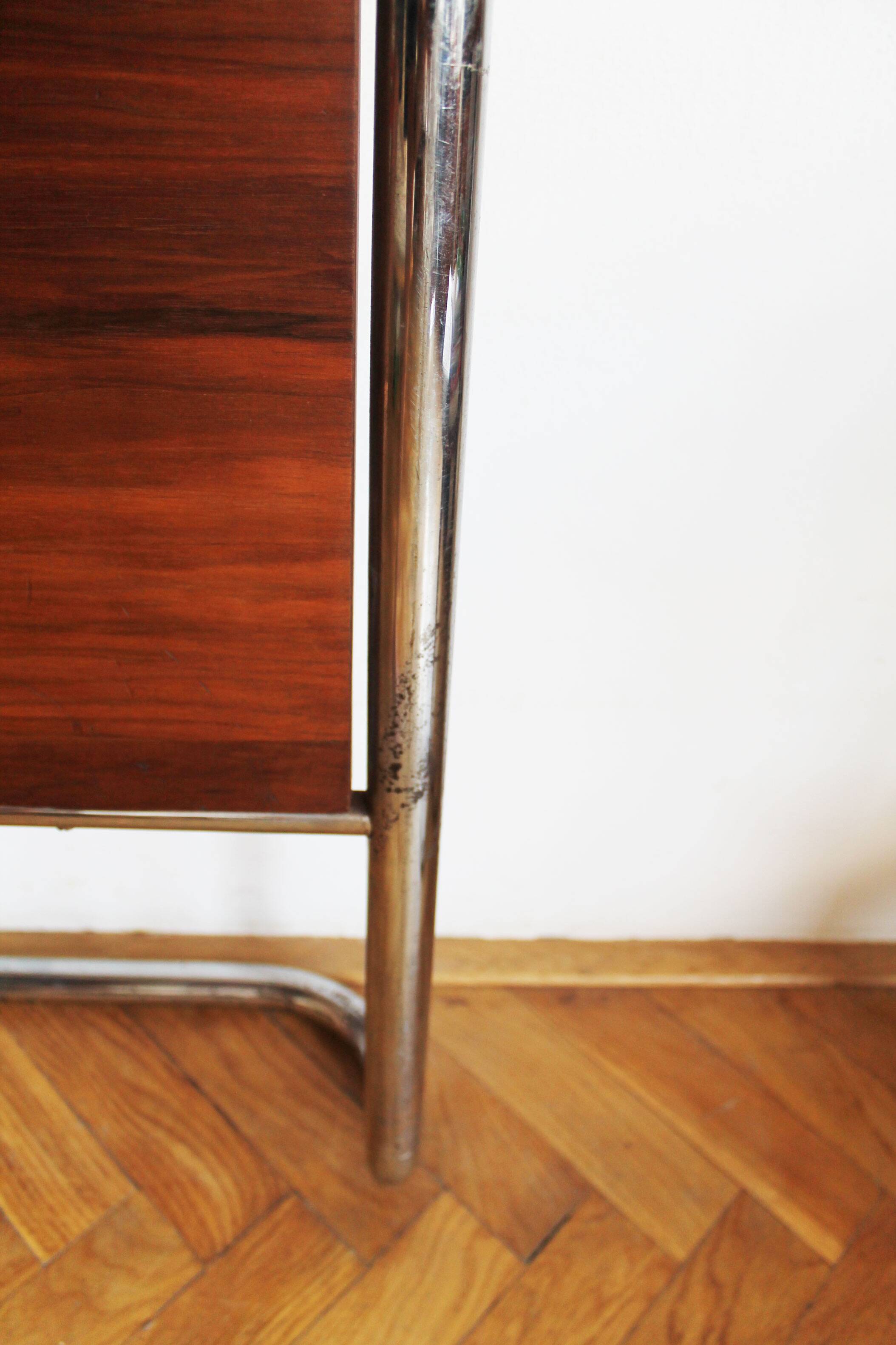 Pair of 1930s Modernist beds