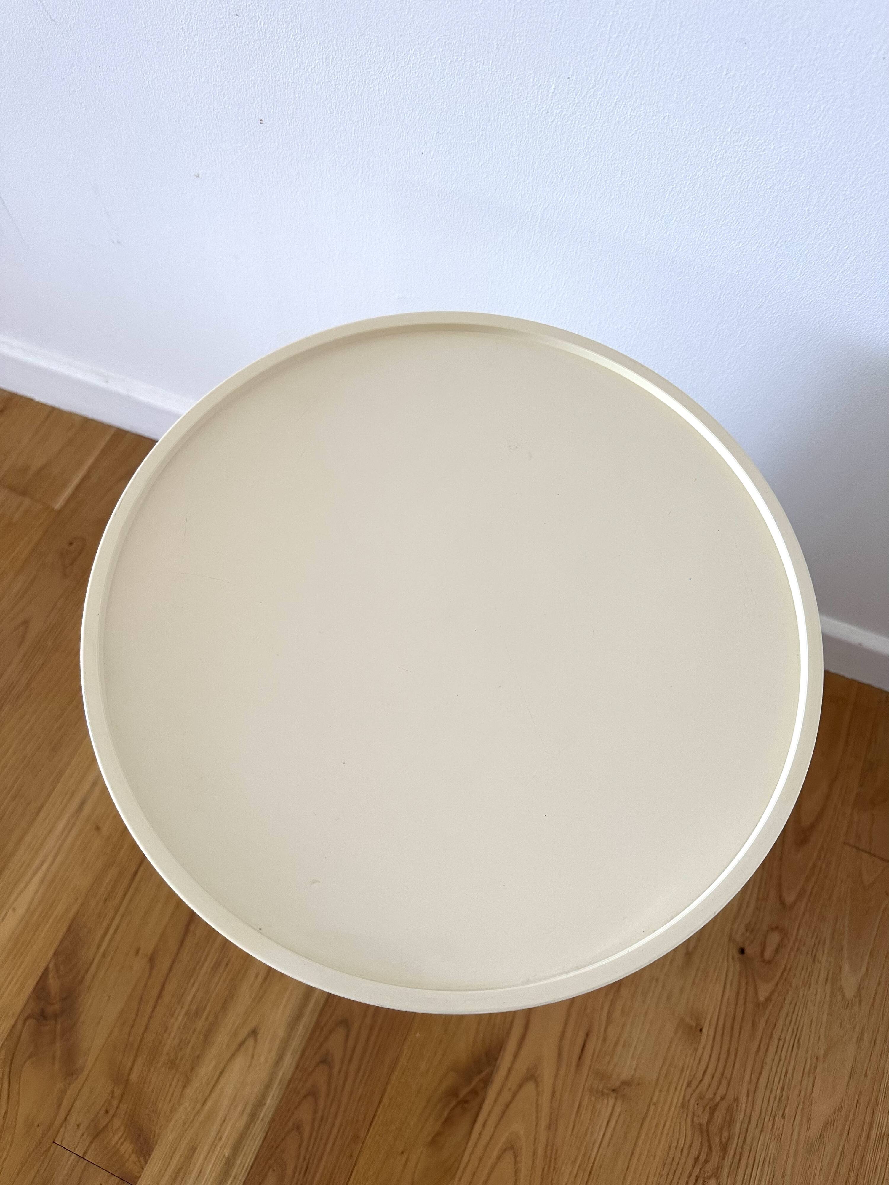 Componibili furniture designed by Anna Castelli for Kartell
