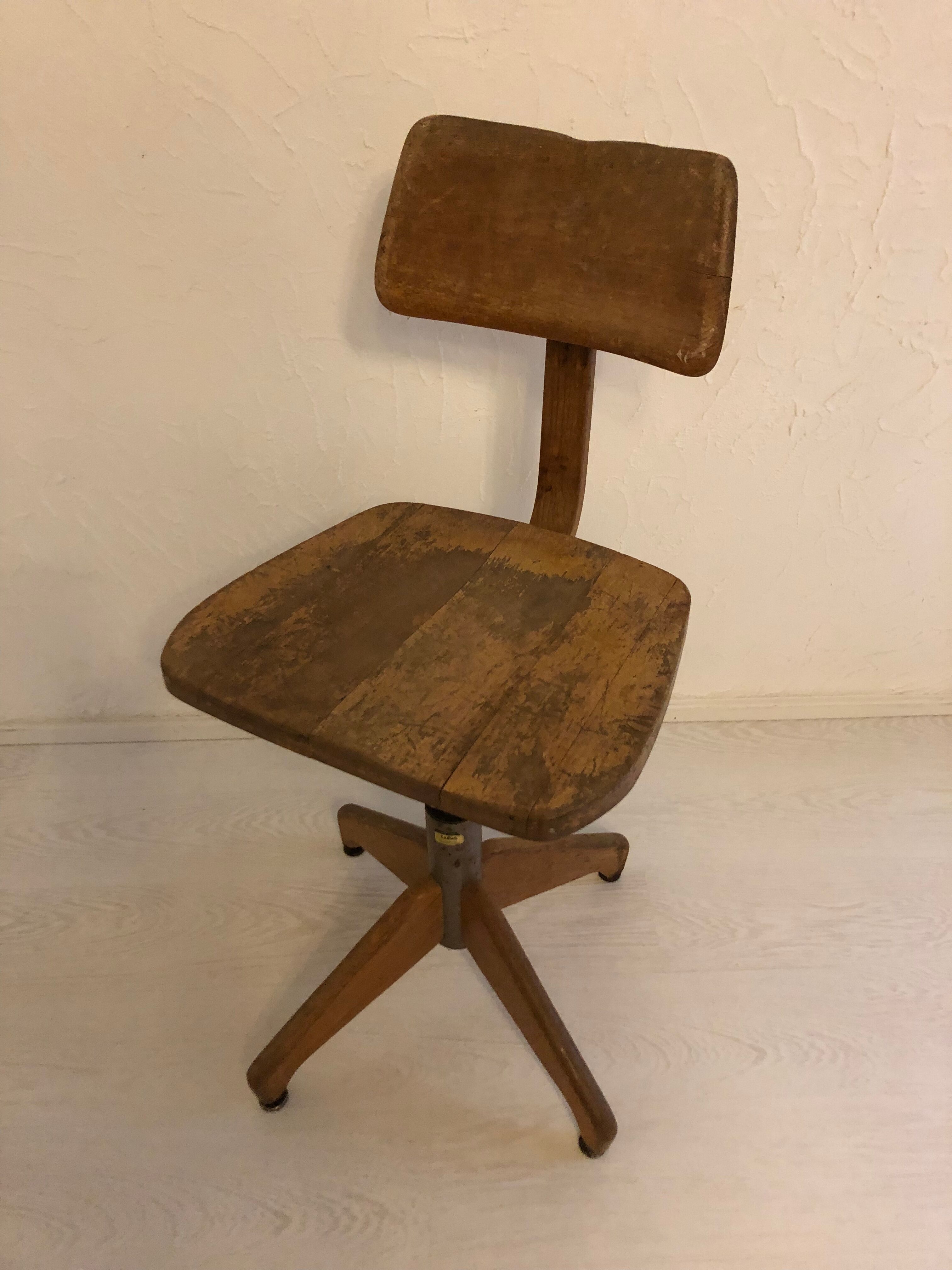 Stoll Giroflex chair