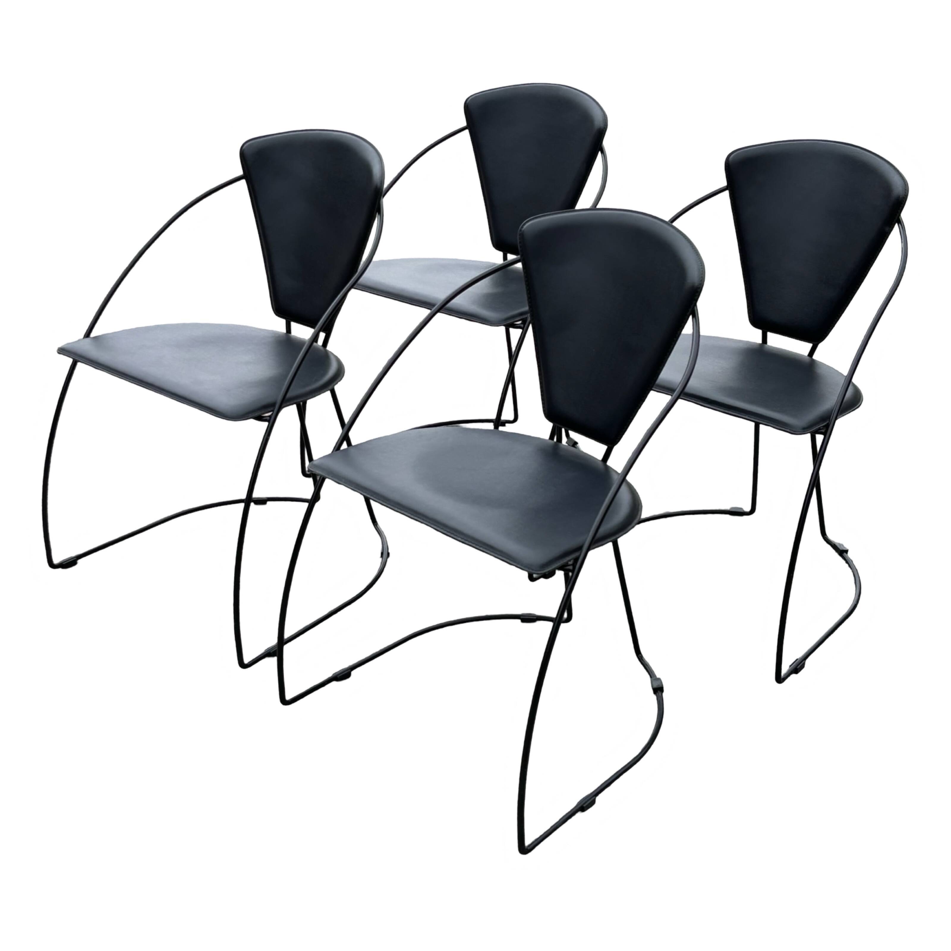 Ensemble de quatre chaises de salle à manger vintage Arrben Linda, design des années 1980