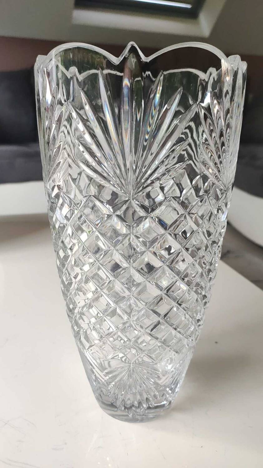 Vintage Bohemian Crystal Vase. Stylish geometric patterned design. Boho-chic. High 24.5 cm