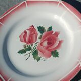 flat plates Digoin Sarreguemines Cibon – red roses decoration – vai