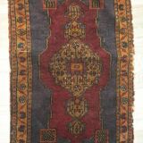 L'âme d'Anatolie : Tapis Tribal Violet Aubergine