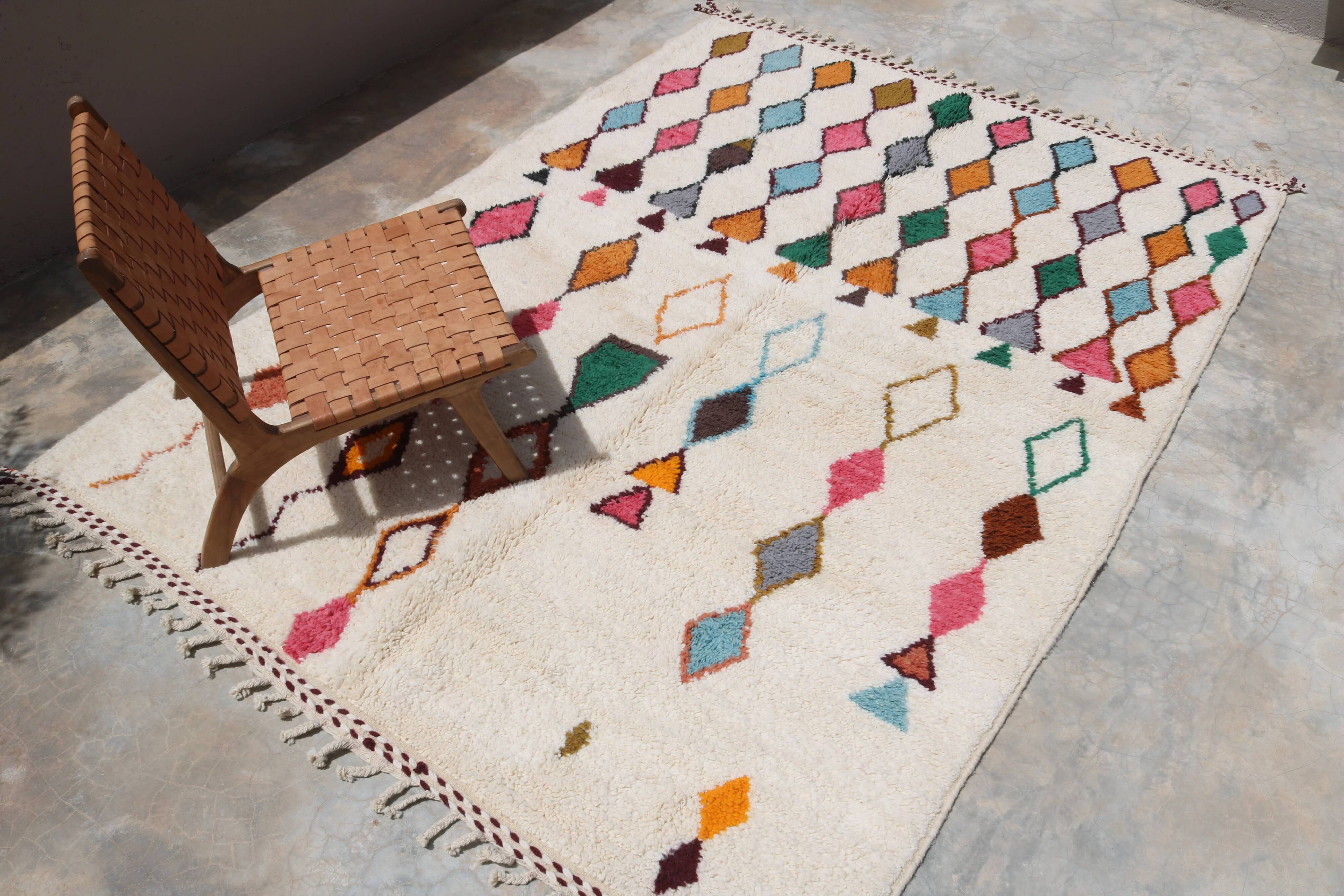Large handmade colourful rug, 300 x 215 cm - G1075