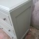 Commode asymétrique vintage vert lichen