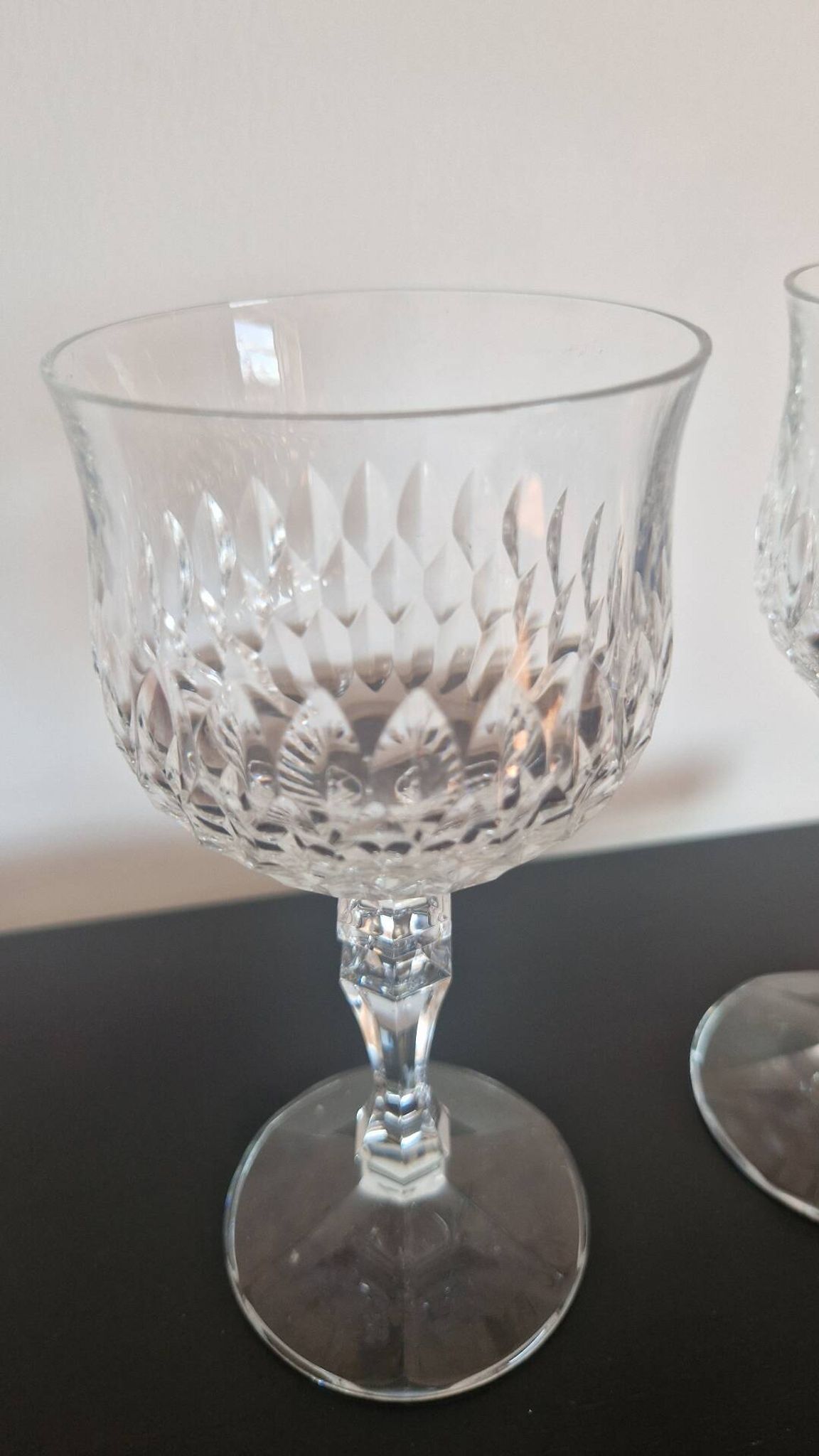 Pair of cut crystal wine glasses Schott Zwiesel