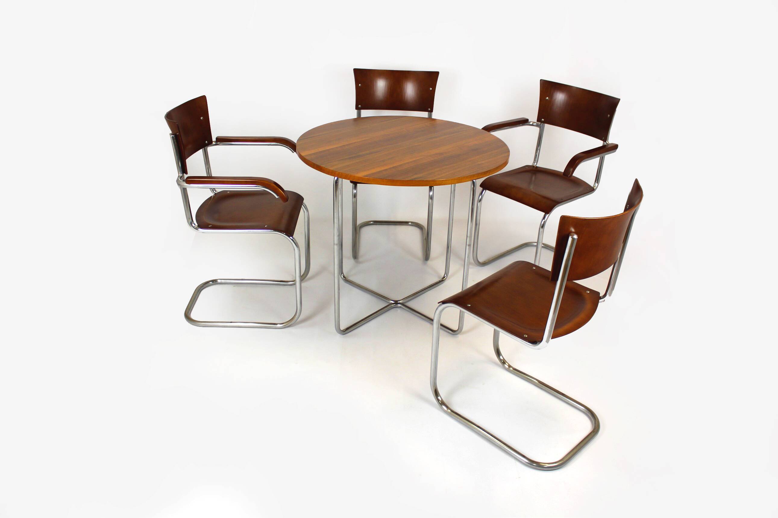 Restored Bauhaus Tubular Steel Round Table And 4 Chairs By M. Stam, 1930s