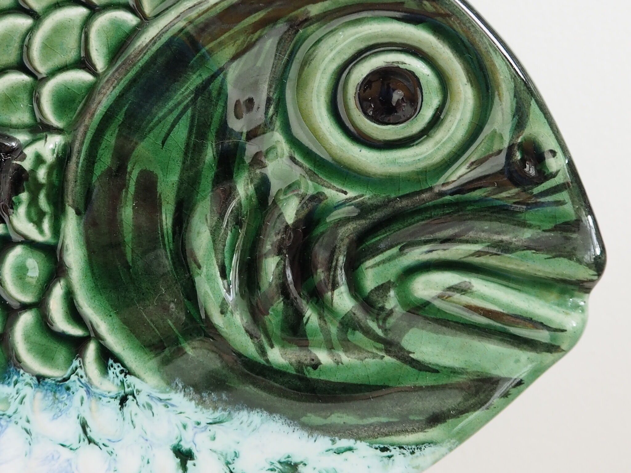 Majolica fish plate