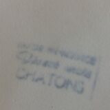 Two raviers and a white and grey cermal sauciere