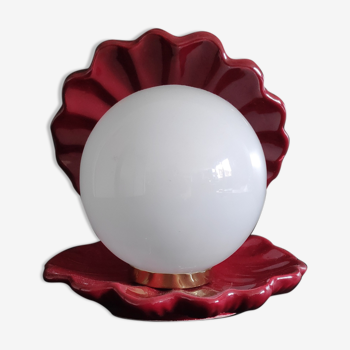 Burgundy ceramic shell lamp