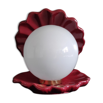 Burgundy ceramic shell lamp