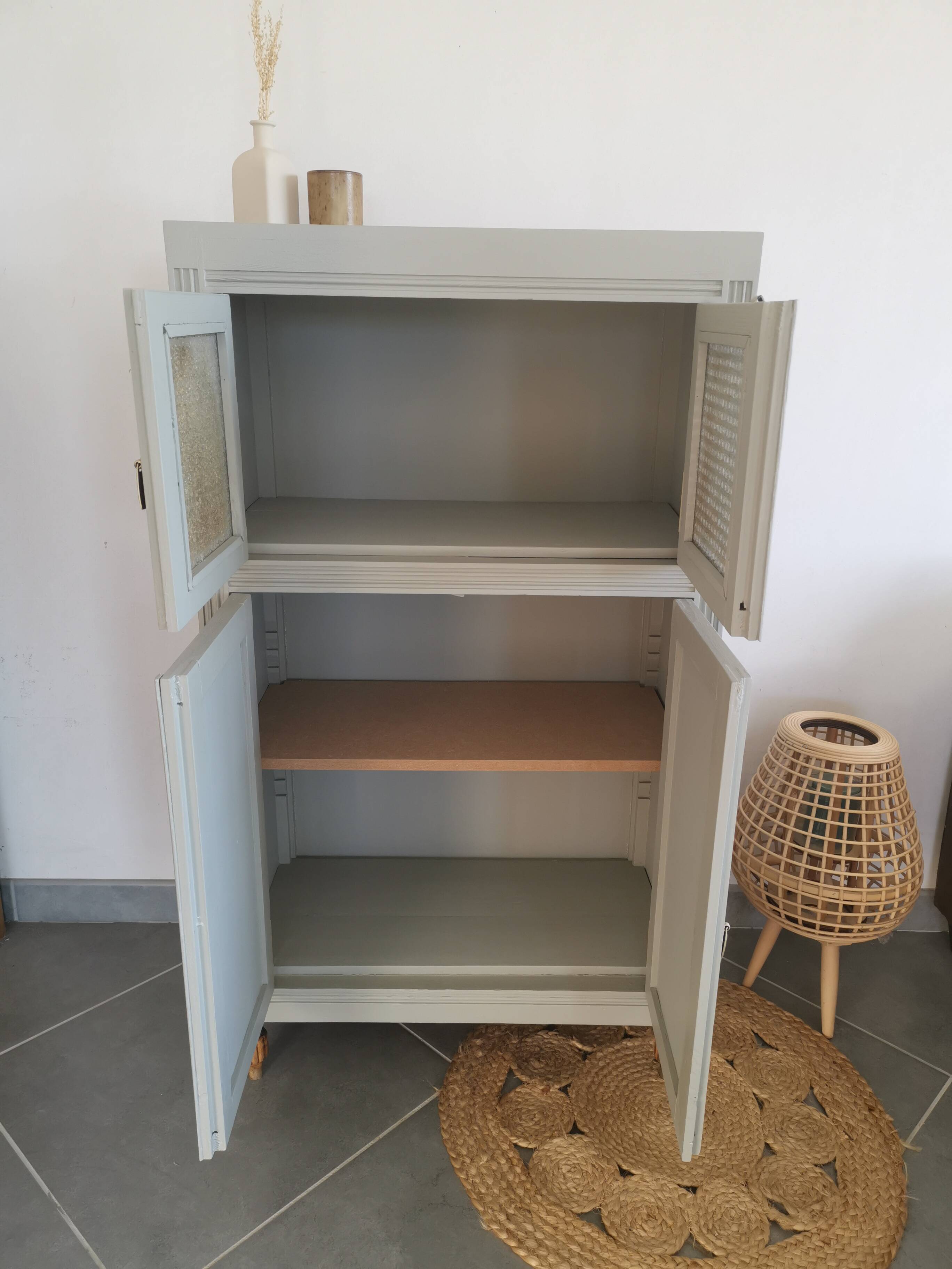 Entrance storage unit