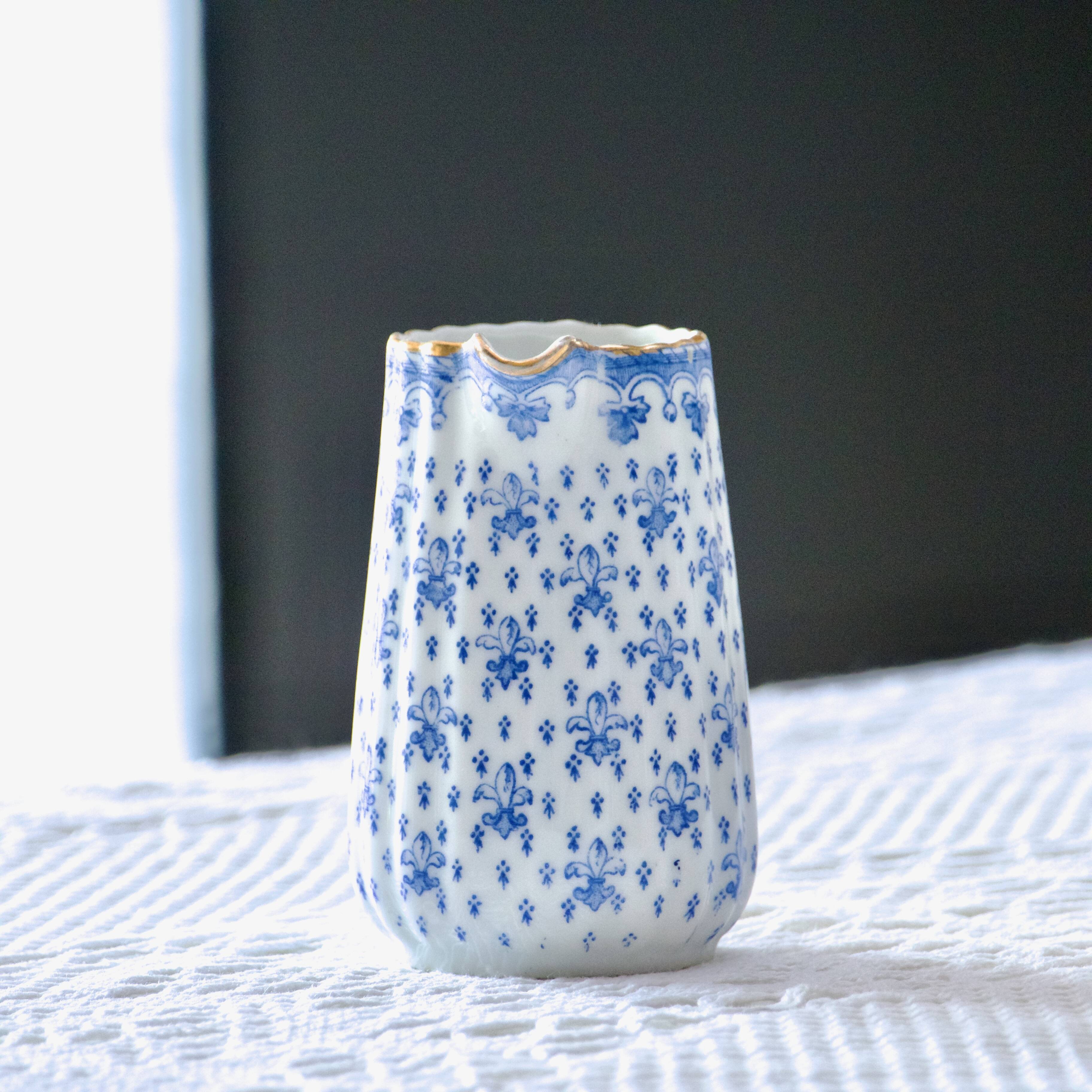 Oscar Shaller 1909 Fleur de Lys Porcelain Pitcher