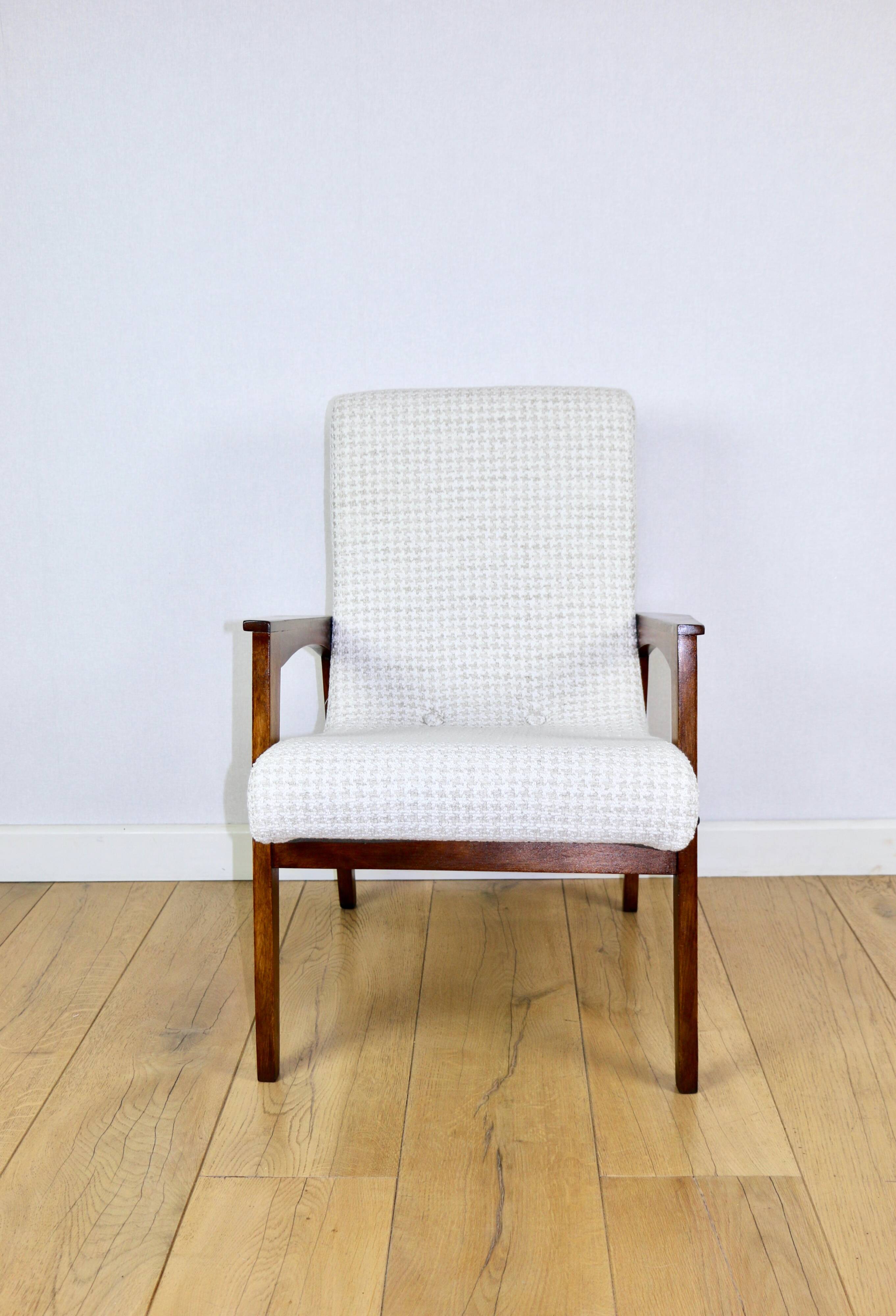 Vintage loft armchair herringbone natural fabric model from the 70s