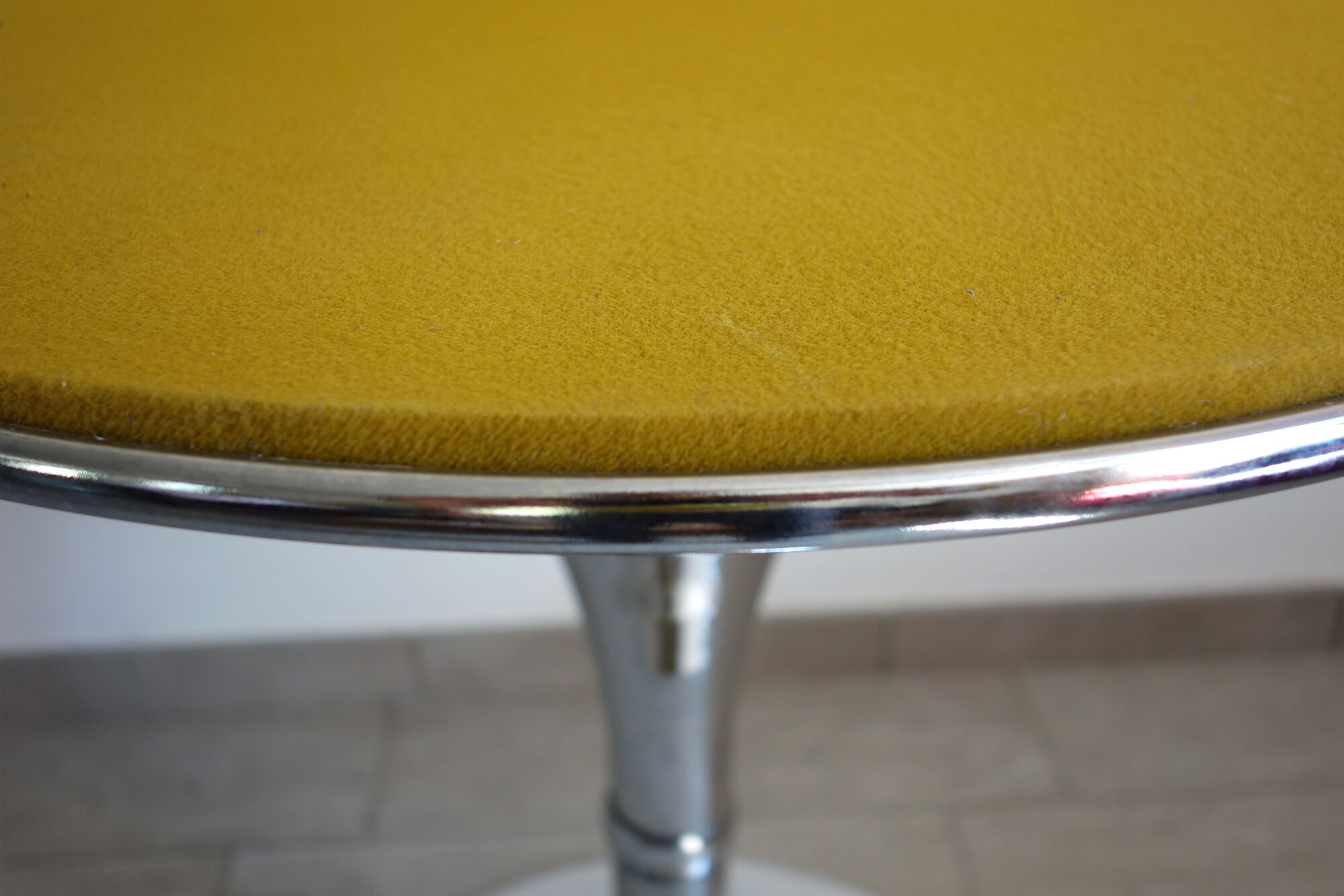Table glass smoked foot vintage tulip 70