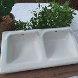 Double soap dish to attach in email