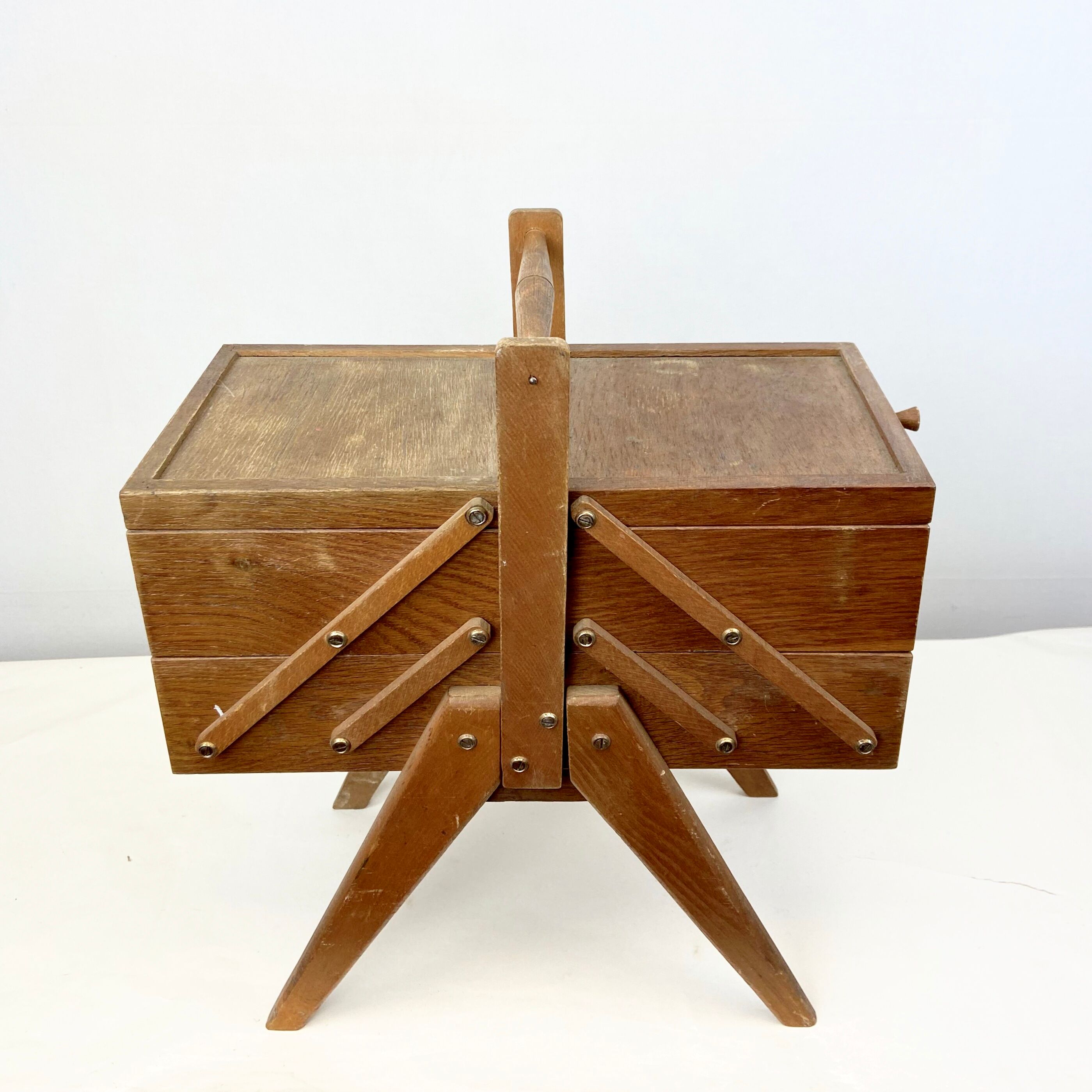 1950 - Former Worker Wooden Sewing Box