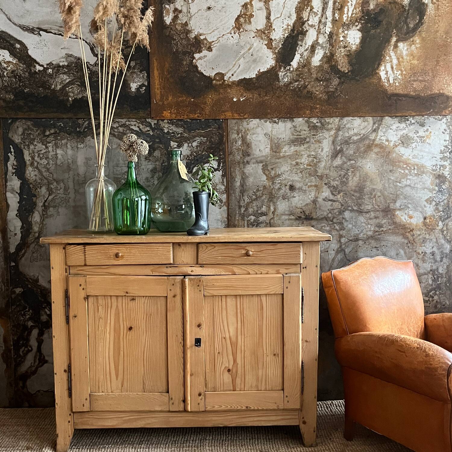 Parisian raw wood buffet