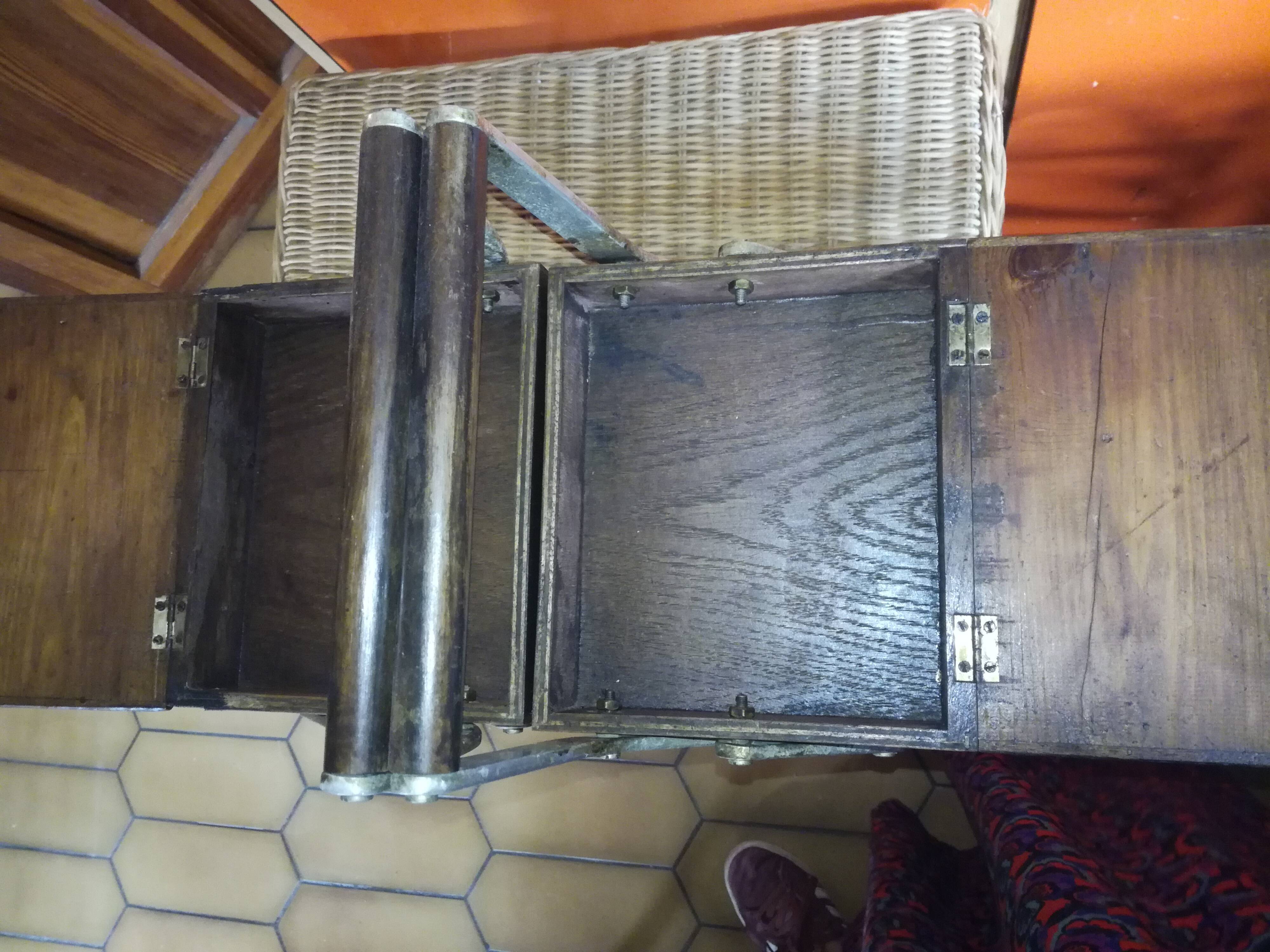 Solid wood sewing basket