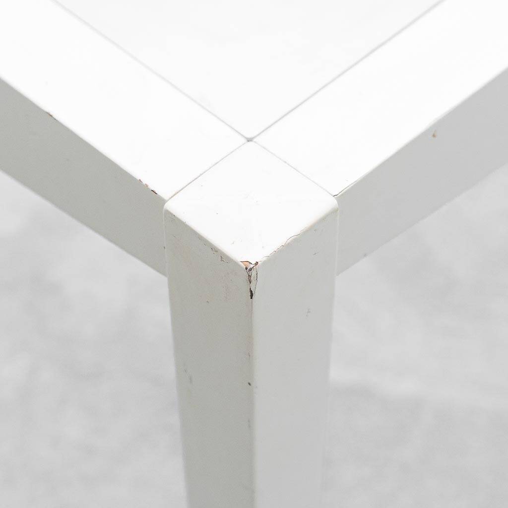 Vintage coffee table in white lacquered wood and glass, Italian design 1970s