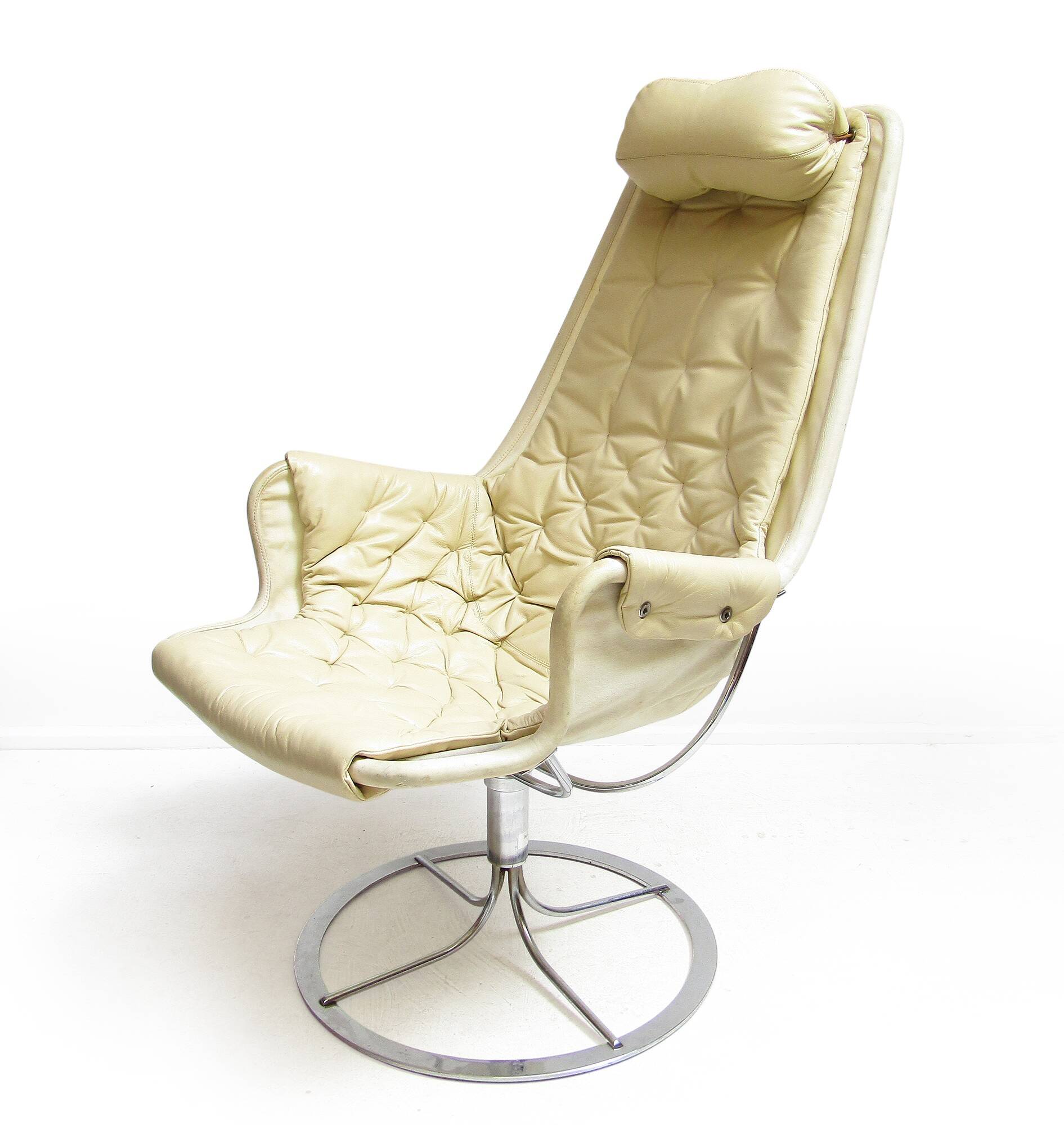 1970s Swedish Space-Age Jetson Chair in Beige Leather by Bruno Mathsson