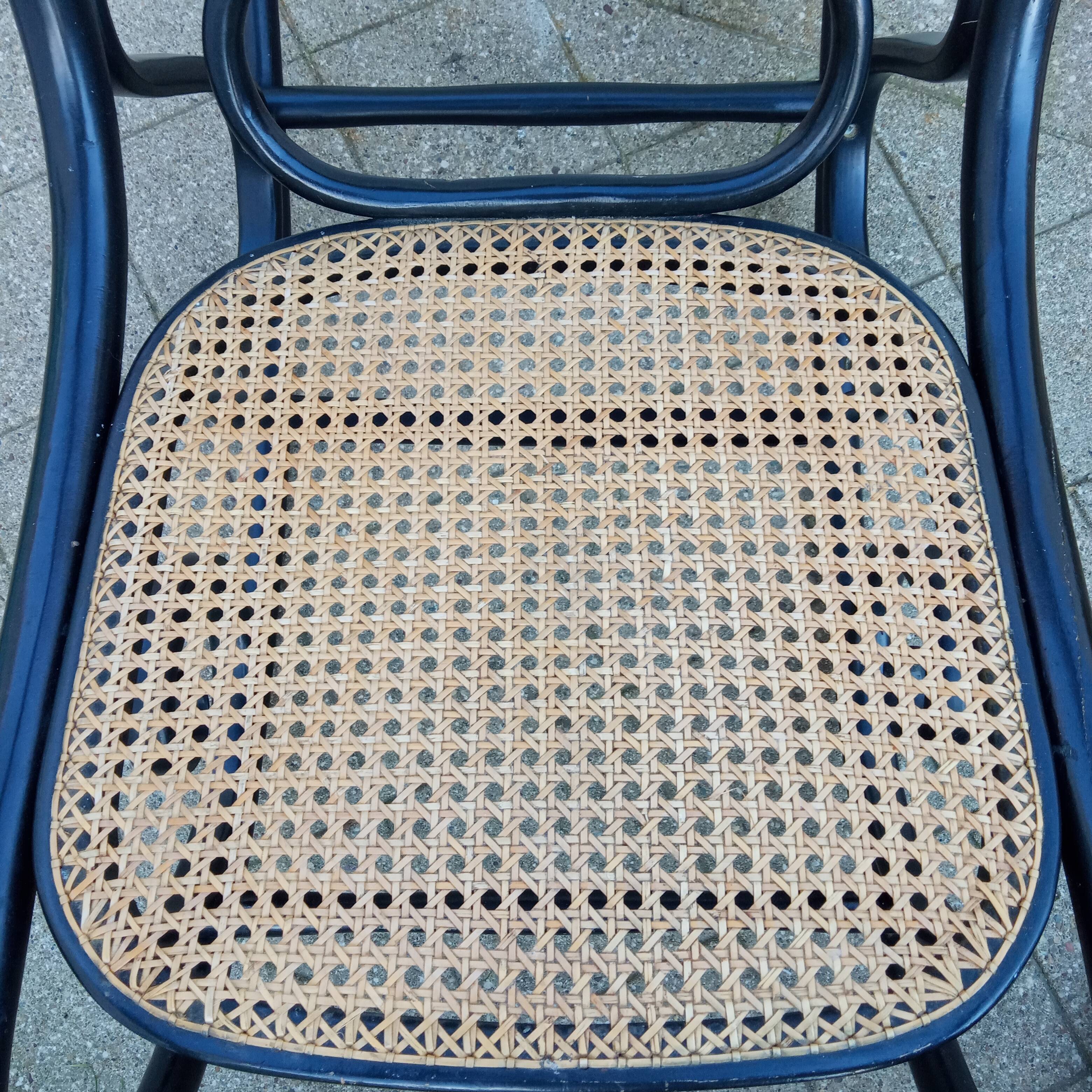 Rocking-chair canned