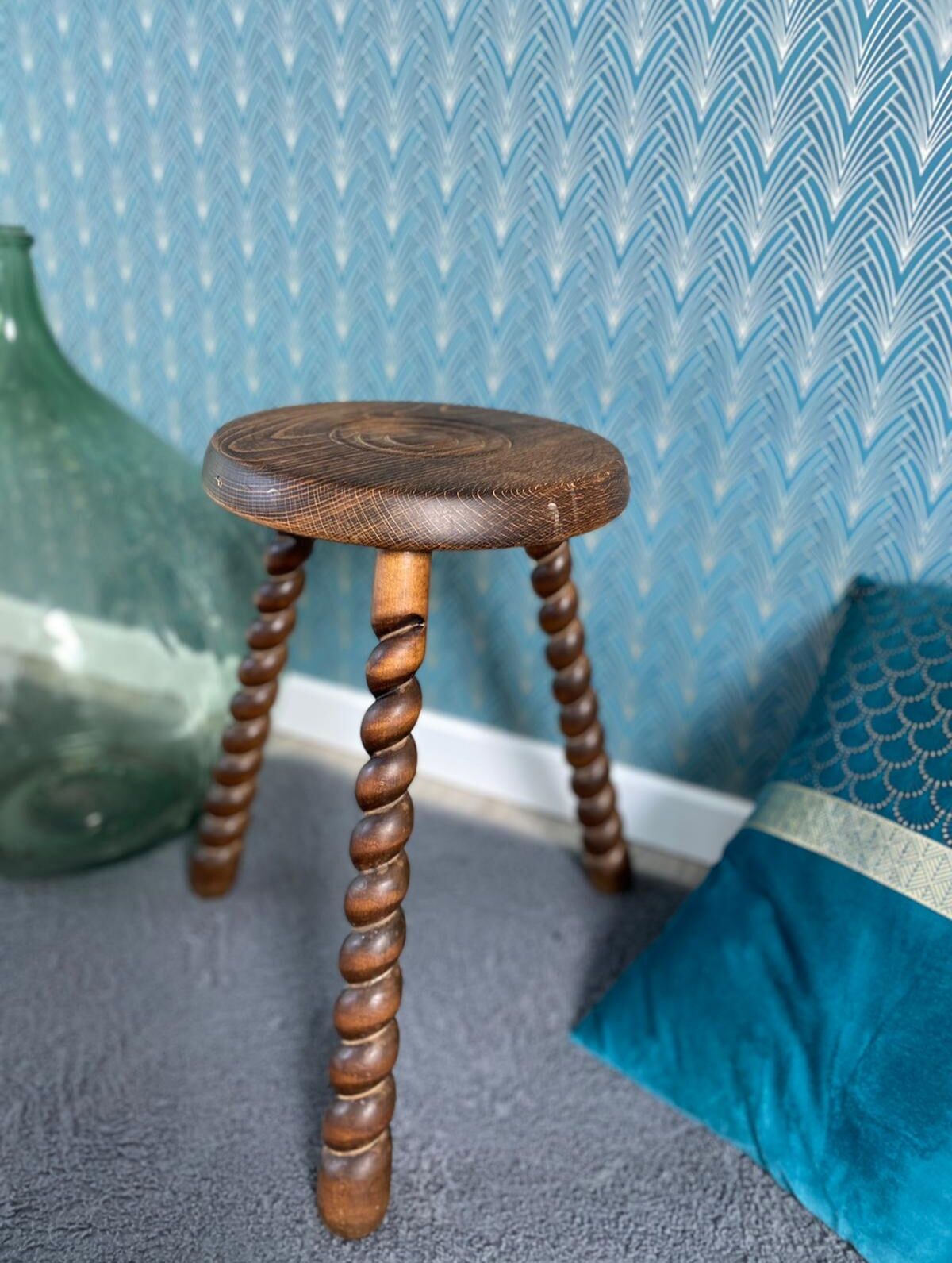 Tripod tabouret