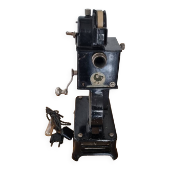 Old projector, 1920